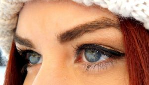 Augenbrauen Eyeliner